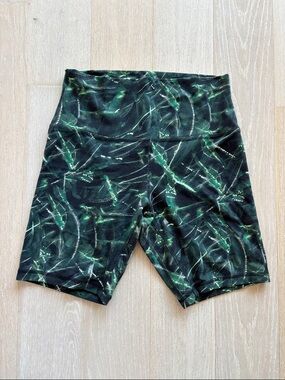 Lululemon Green and Black High-Rise Bike Shorts
